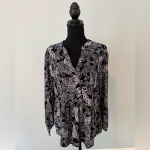 Elegant Blue and White Paisley Women's Top